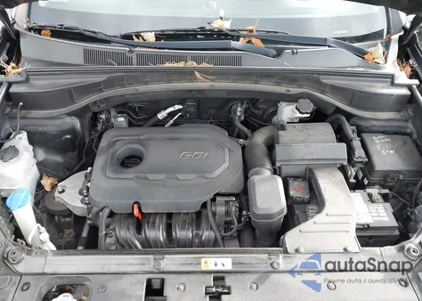 2018 Hyundai Santa Fe Sport 2.4L z USA, uszkodzony, nr VIN 5NMZUDLB3JH087359